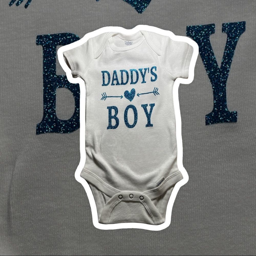 Handcrafted fun infant onesie, Daddy’s boy onesie, infant onesie for boy